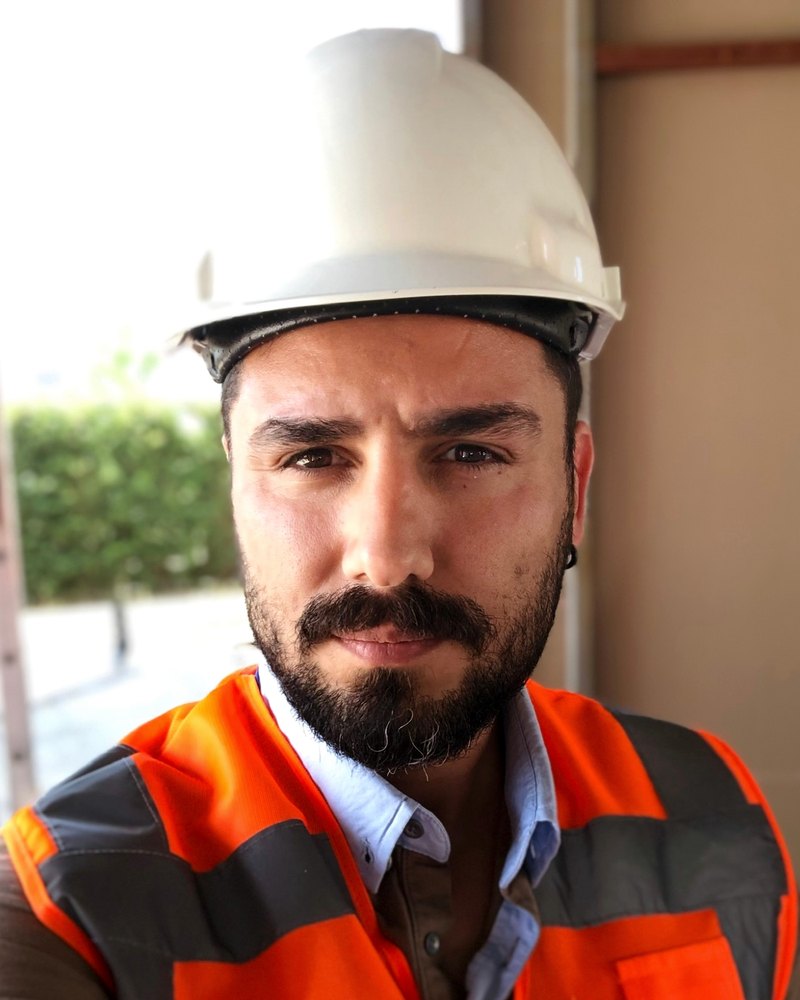 Gökhan Ünsel, founder of Unsel Consultancy, on site